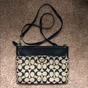 Classic Coach Crossbody